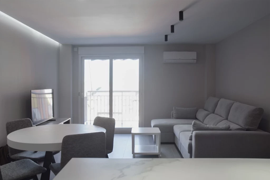 Reforma de piso estilo mediterráneo en Camins al Grau, Valencia
