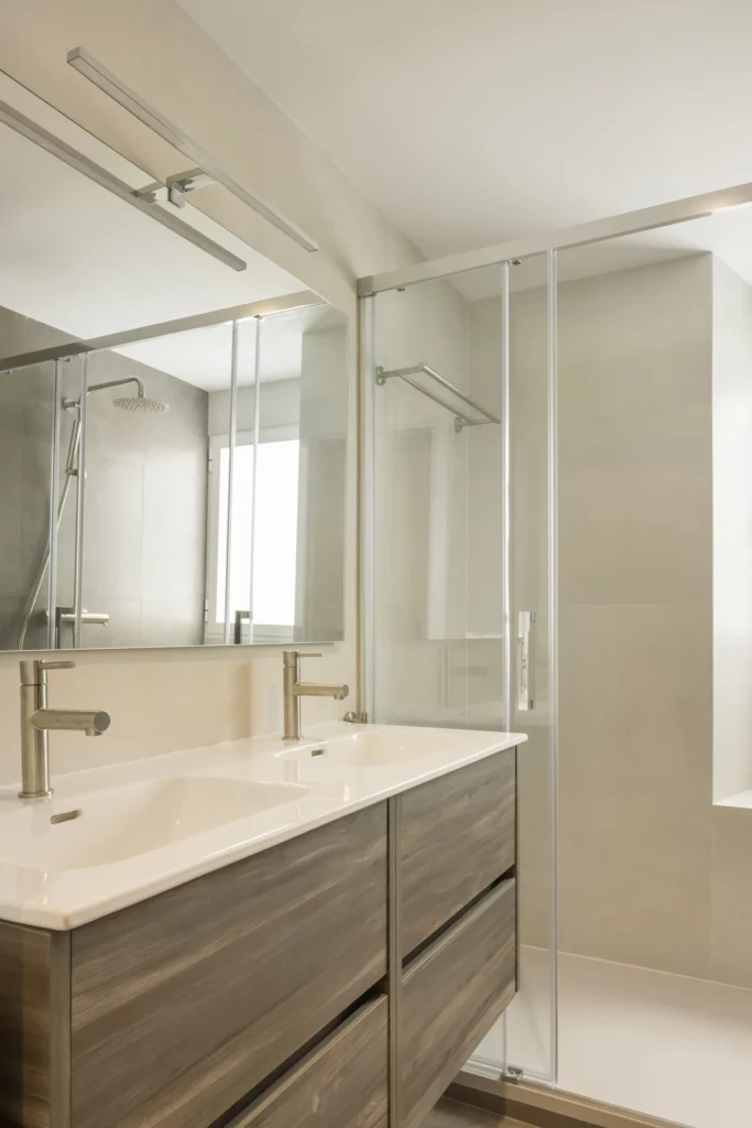 Reforma de piso estilo Industrial en Botànic, Valencia