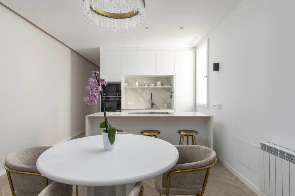 Reforma de piso estilo Moderno en barrio de Salamanca, Madrid