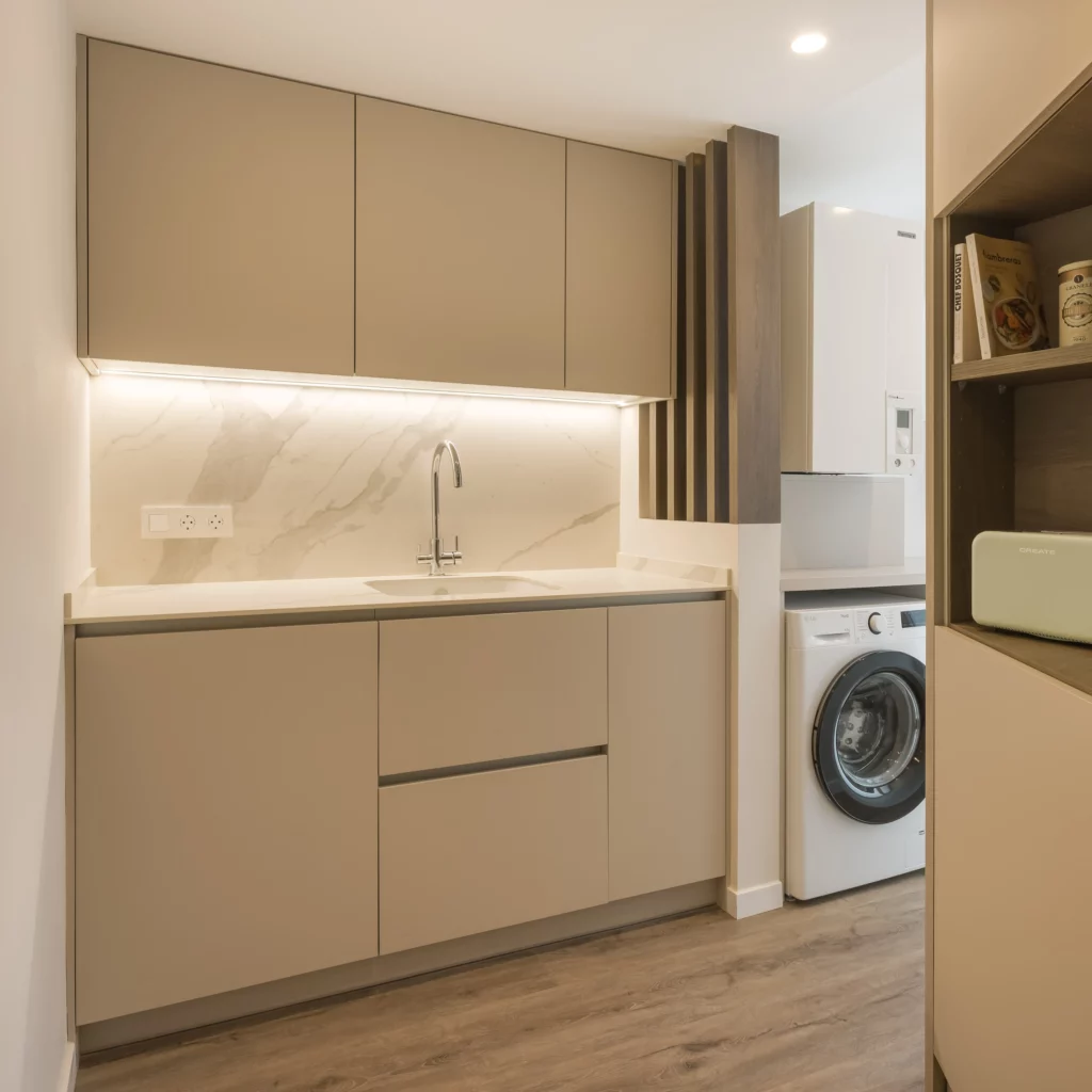 Reforma de piso estilo Contemporáneo en Albors, Valencia