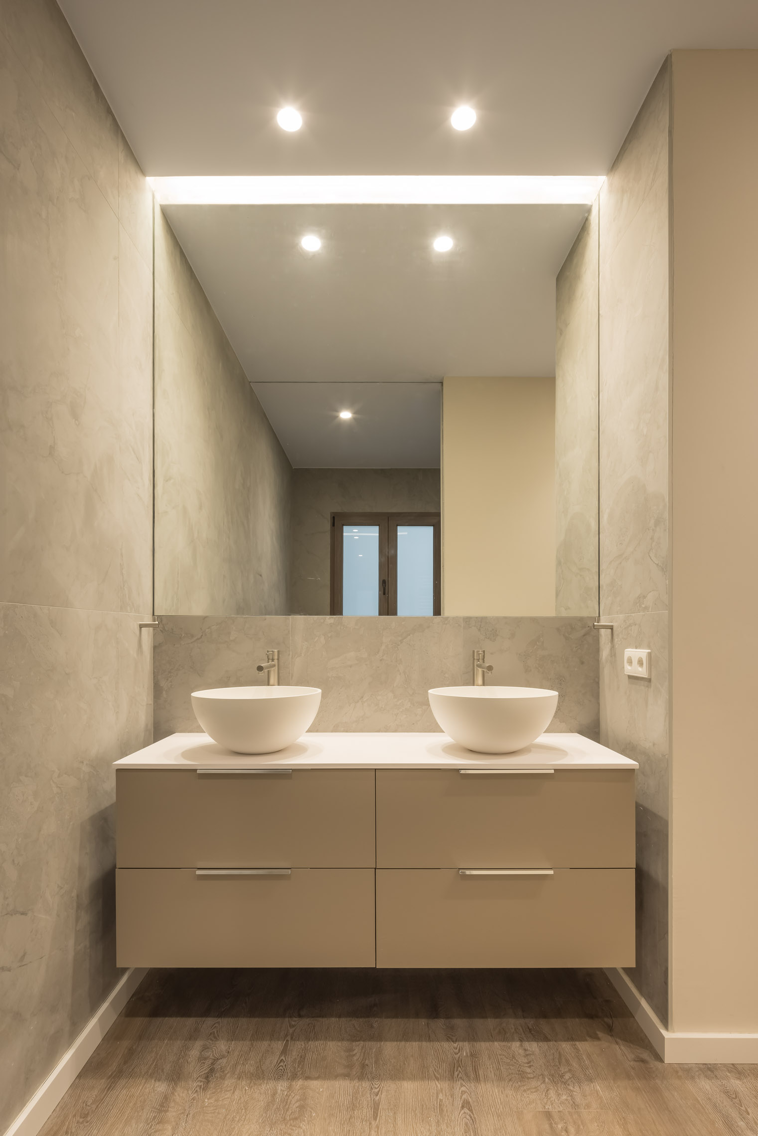 Reforma integral de vivienda estilo Industrial en Ciutat Vella, Valencia