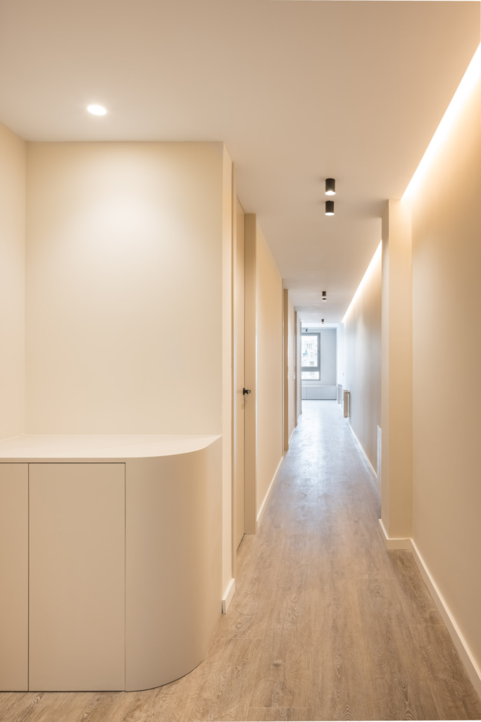 Reforma integral de vivienda estilo Industrial en Ciutat Vella, Valencia