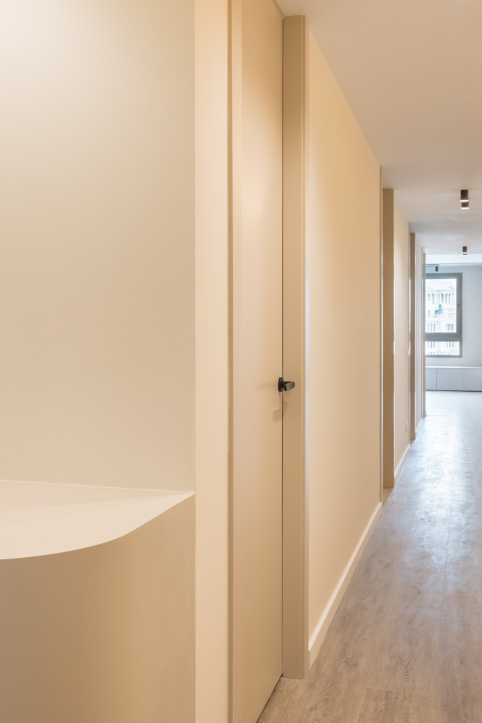 Reforma integral de vivienda estilo Industrial en Ciutat Vella, Valencia