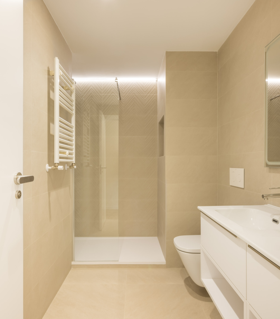 Reforma integral estilo Contemporáneo en Ensanche, Valencia