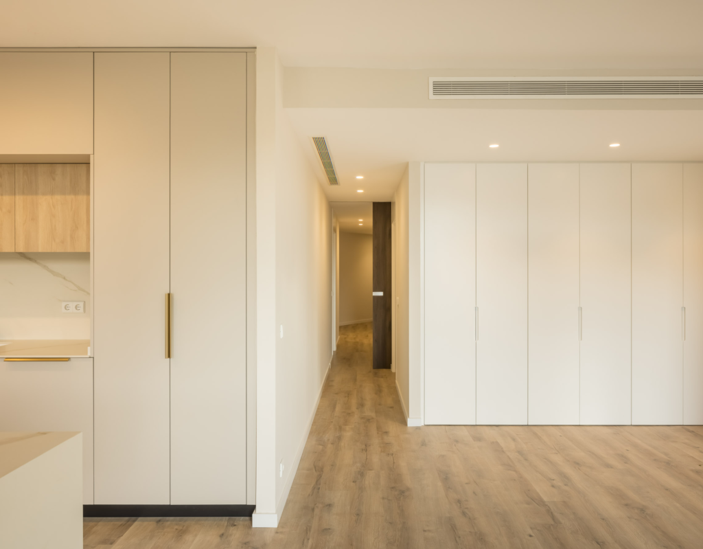 Reforma integral estilo Contemporáneo en Ensanche, Valencia