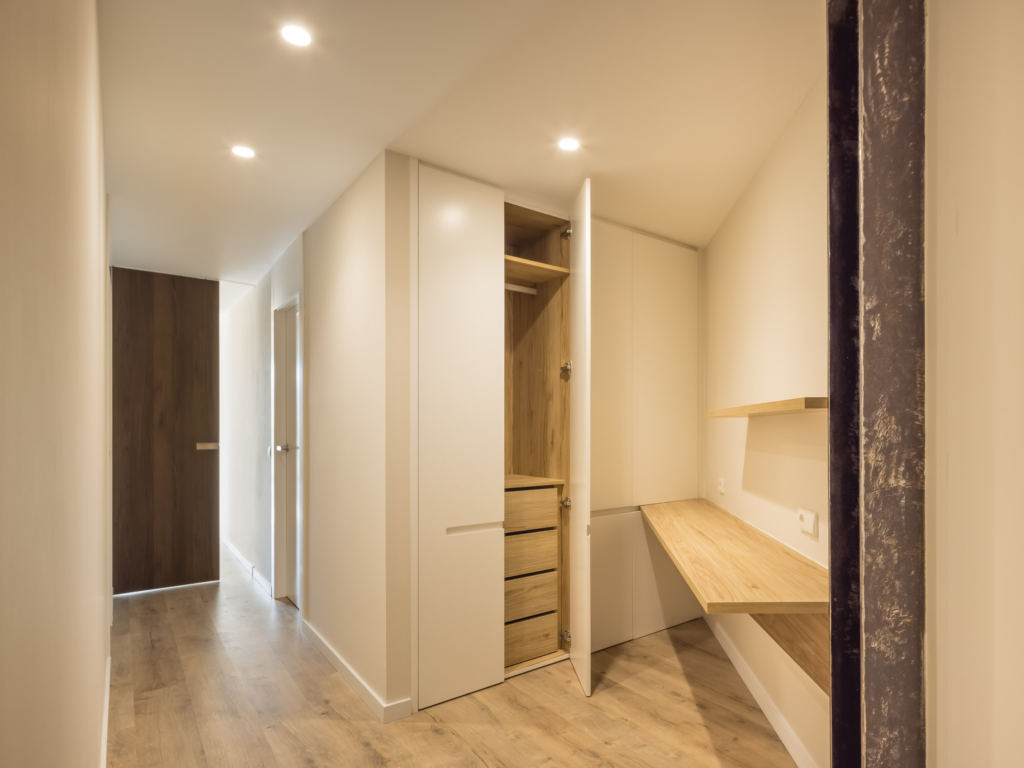 Reforma integral estilo Contemporáneo en Ensanche, Valencia