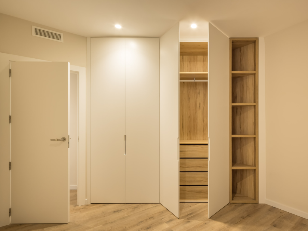 Reforma integral estilo Contemporáneo en Ensanche, Valencia