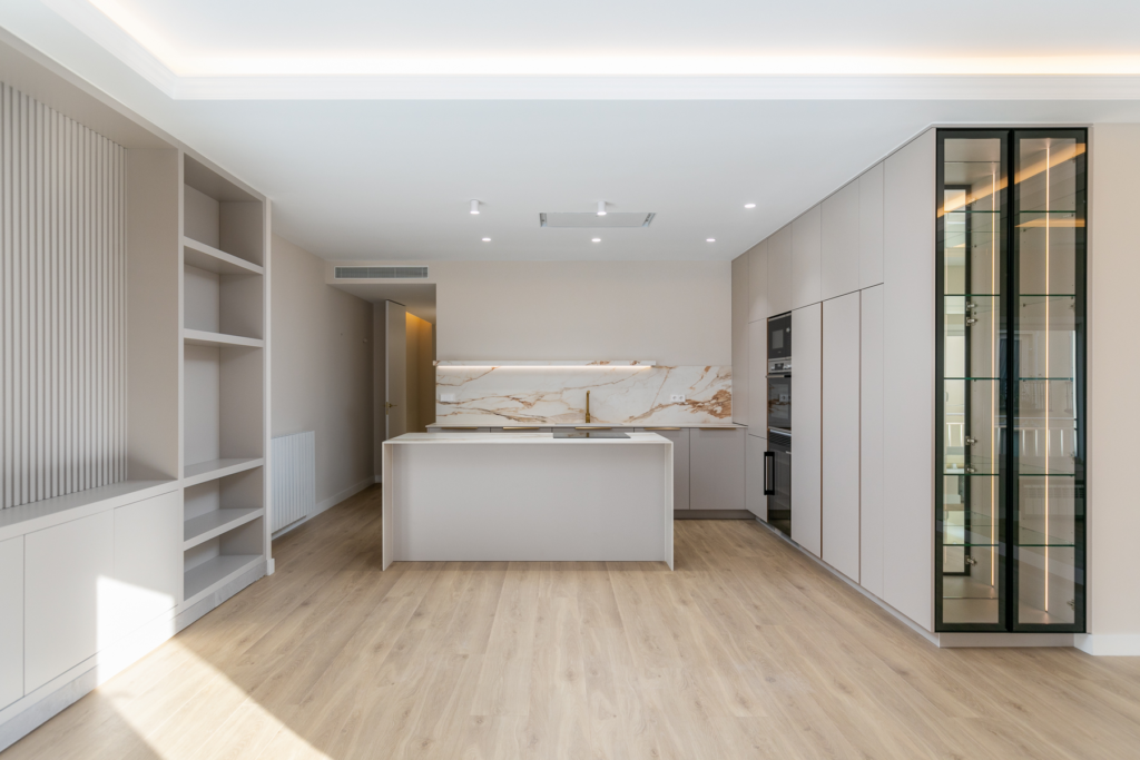 Reforma integral estilo Minimalista en El Retiro, Madrid