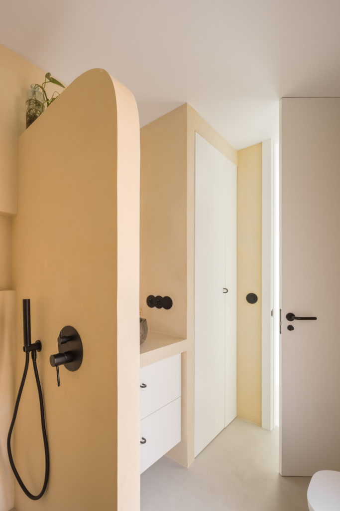 Reforma integral estilo Minimalista en La Saïdia, Valencia